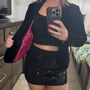 Liz Claiborne Black Velvet Blazer with Pink Lining - Petite 6